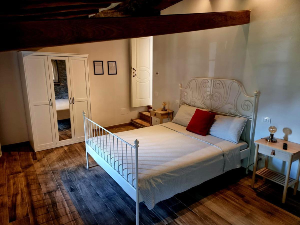 Agriturismo Il Castello Villa Borgo a Mozzano Kültér fotó